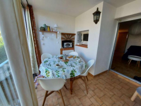 Appartement lumineux 2 pièces pour 4 pers, à 80m de la plage avec terrasse et parking privé - FR-1-423-222